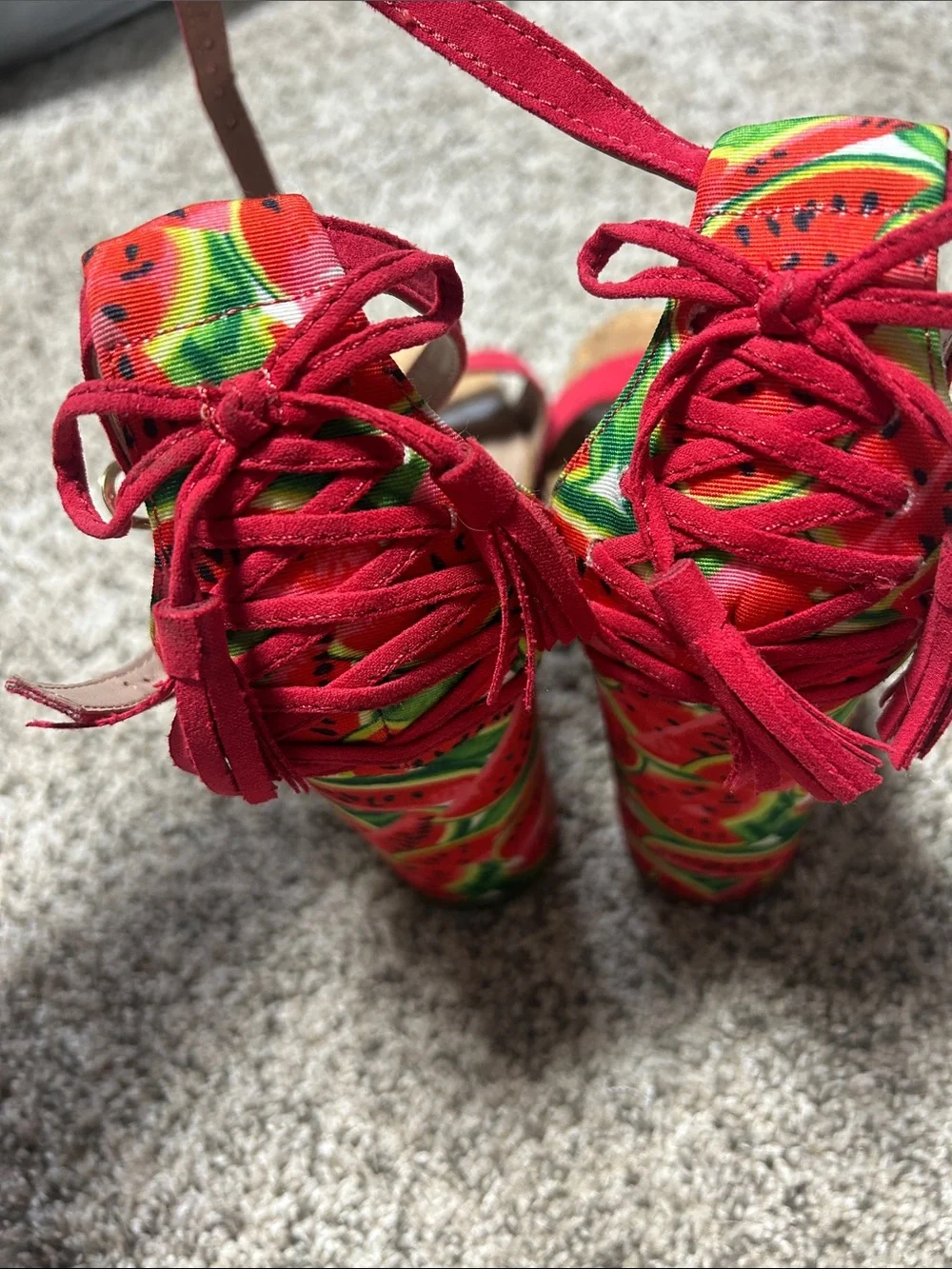 Betsy Johnson Watermelon Heels NEW - Picture 3 of 3